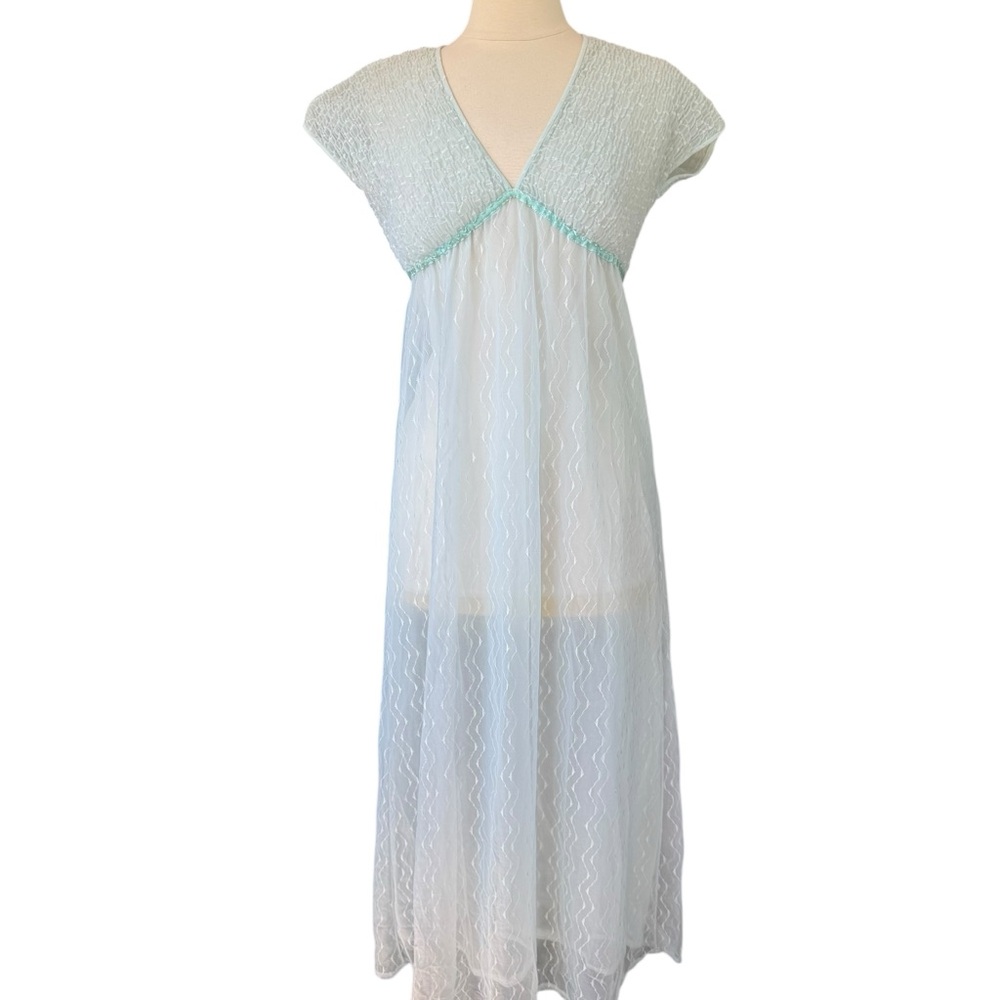 VTG 70’s Lingerie Nightgown Shear Donna Richard Gilligan O’Malley Nylon Sz MED